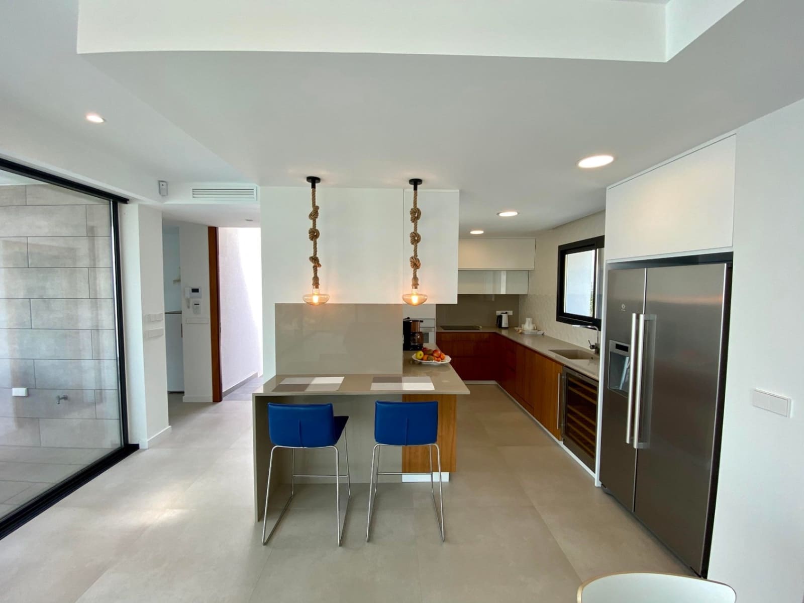 4 bedroom Villa for sale in Cumbre del Sol with garage - € 1,150,000 (Ref: 8657921)