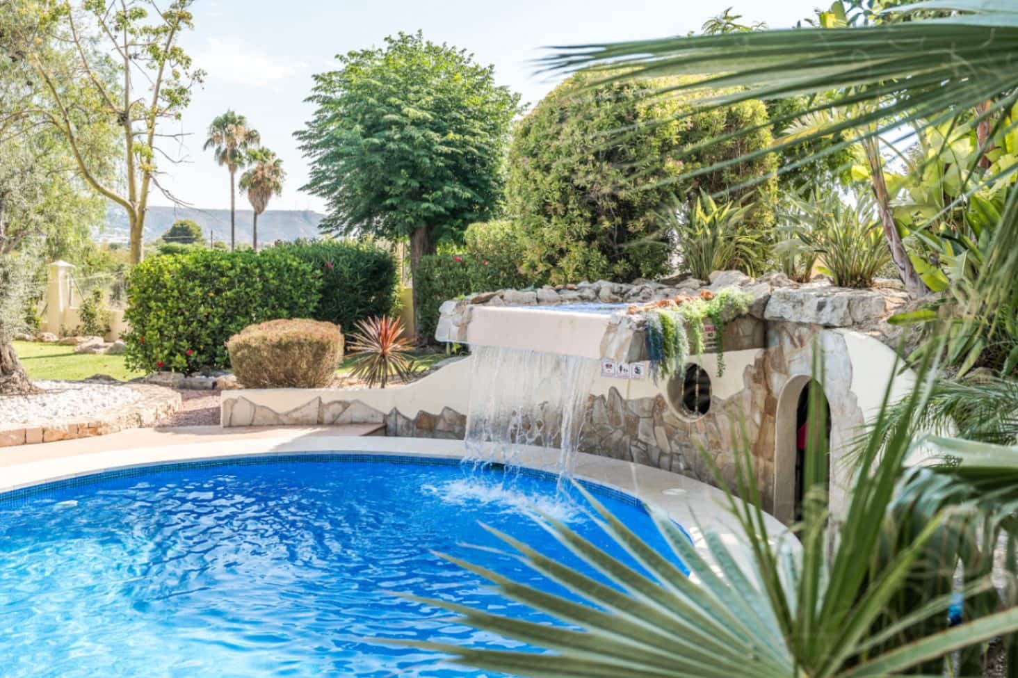 6 bedroom Villa for sale in Javea / Xabia with garage - € 1,500,000 (Ref: 9396509)