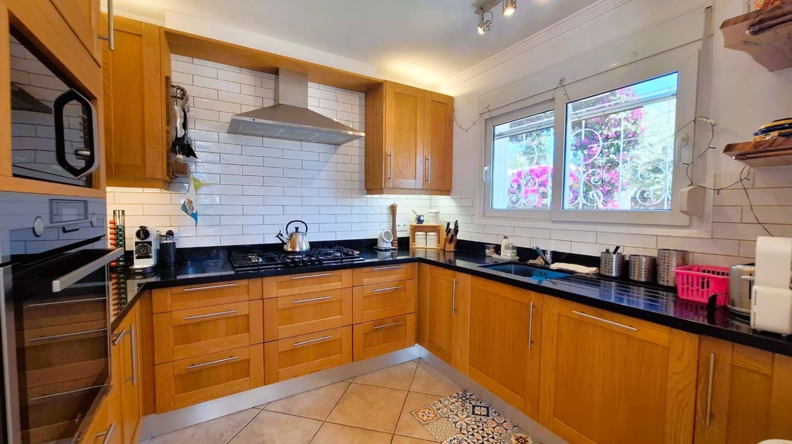 3 bedroom Villa for sale in Javea / Xabia with garage - € 725,000 (Ref: 9451491)