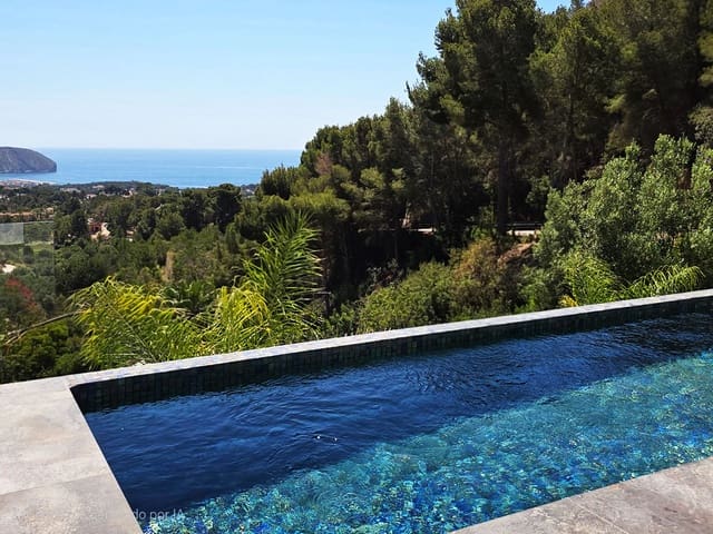 3 Zimmer Villa zu verkaufen in Teulada Pueblo, Teulada-Moraira mit Garage - 1.495.000 € (Ref: 9485425)