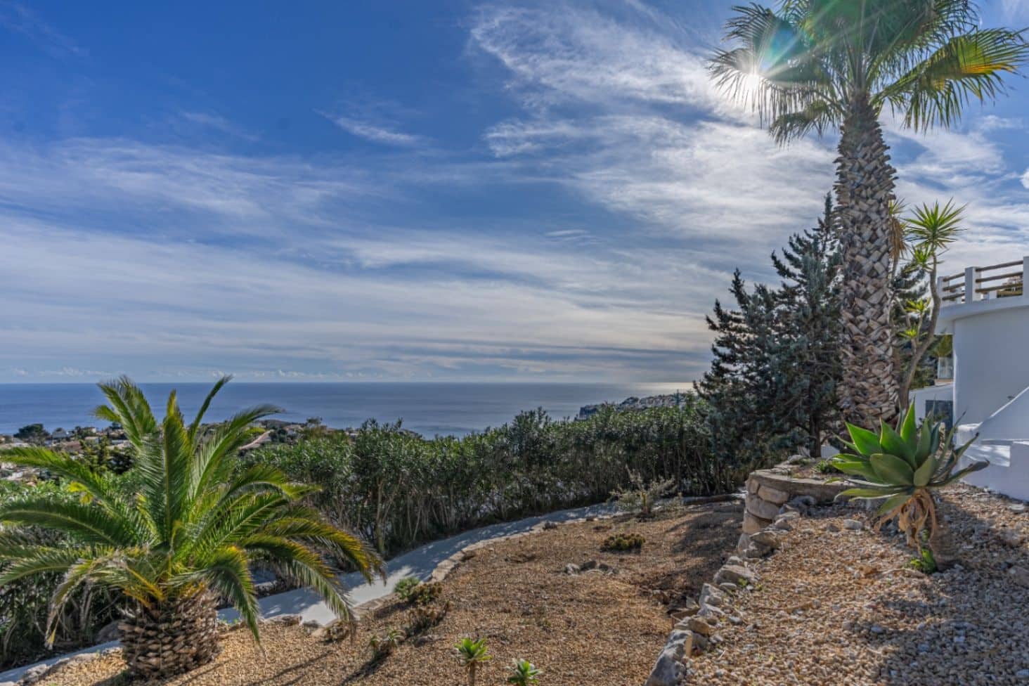 5 soveværelse Villa til salg i Cumbre del Sol med garage - € 1.700.000 (Ref: 9583458)