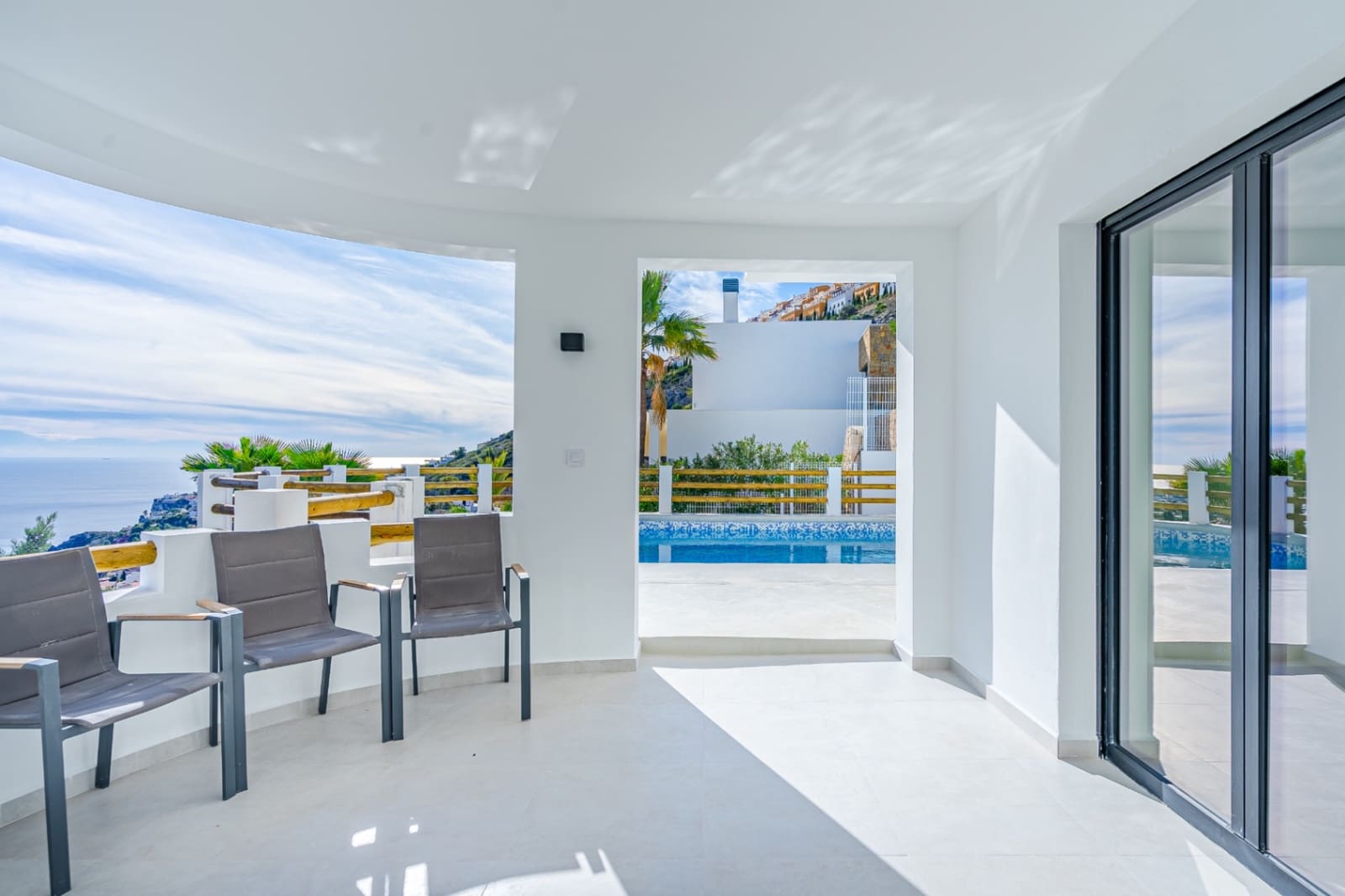 5 soveværelse Villa til salg i Cumbre del Sol med garage - € 1.700.000 (Ref: 9583458)