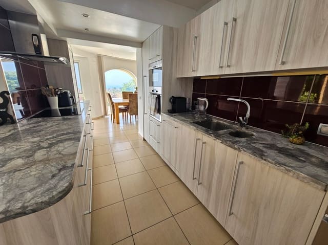 5 soveværelse Villa til salg i Javea / Xàbia med swimmingpool garage - € 1.500.000 (Ref: 9921044)