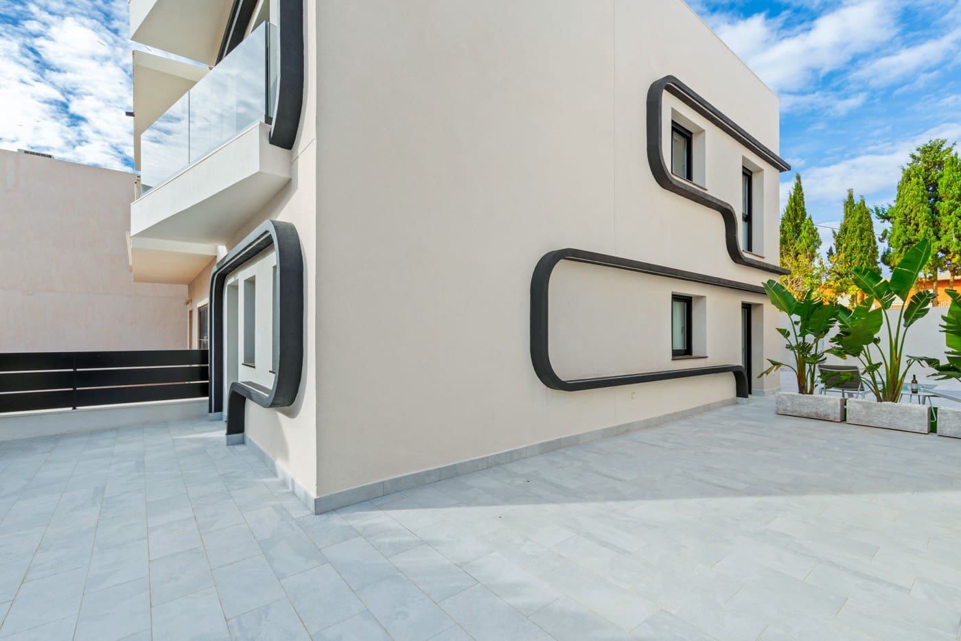 4 soverom Hus til salgs i Torre de la Horadada med svømmebasseng garasje - € 649 000 (Ref: 10008327)