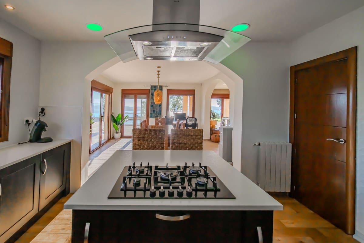 6 chambre Villa/Maison à vendre à Torremendo avec piscine - 2 250 000 € (Ref: 10018827)