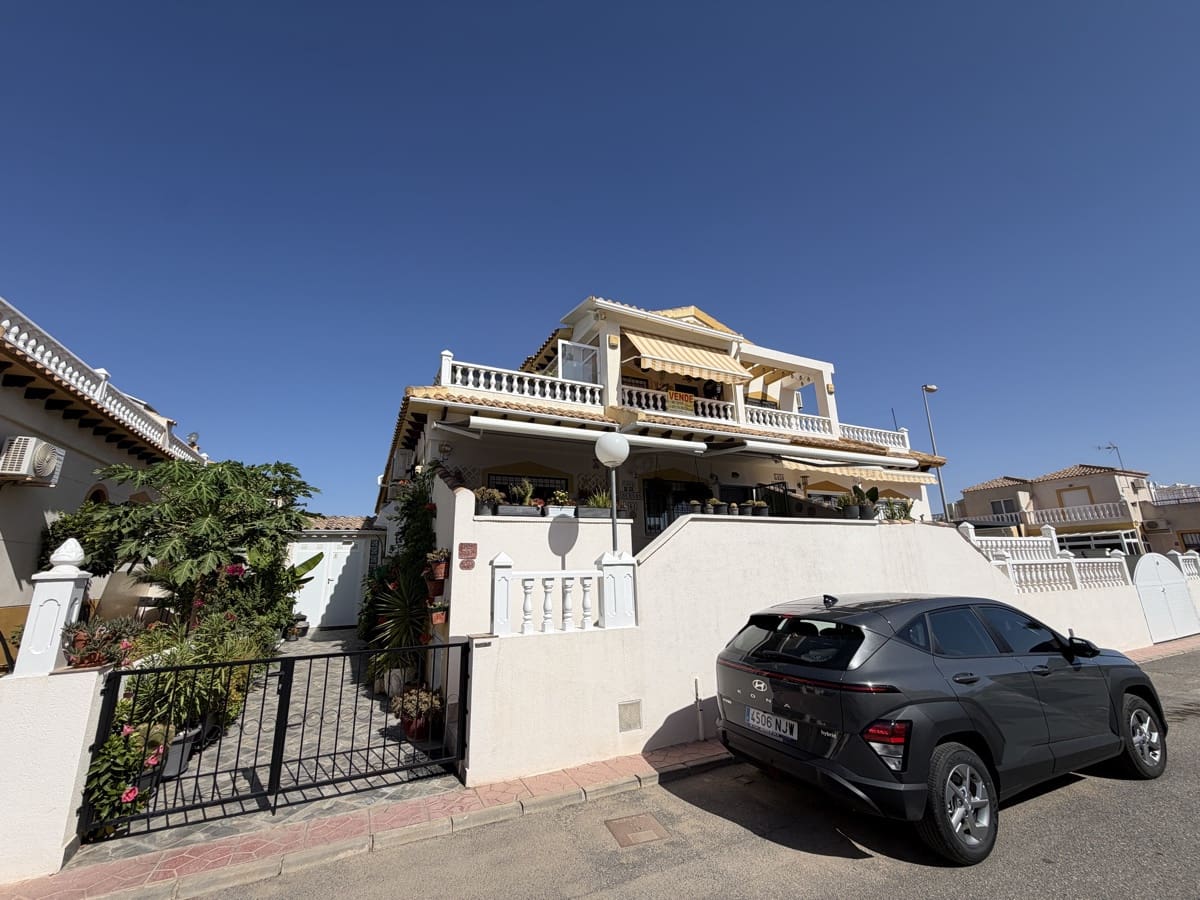 2 quarto Casa em Banda para venda em Los Altos com piscina garagem - 245 000 € (Ref: 10022009)