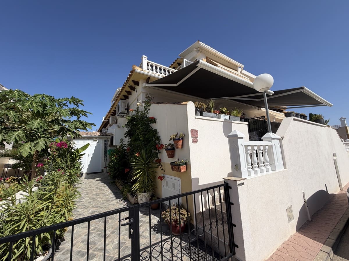 2 quarto Casa em Banda para venda em Los Altos com piscina garagem - 245 000 € (Ref: 10022009)