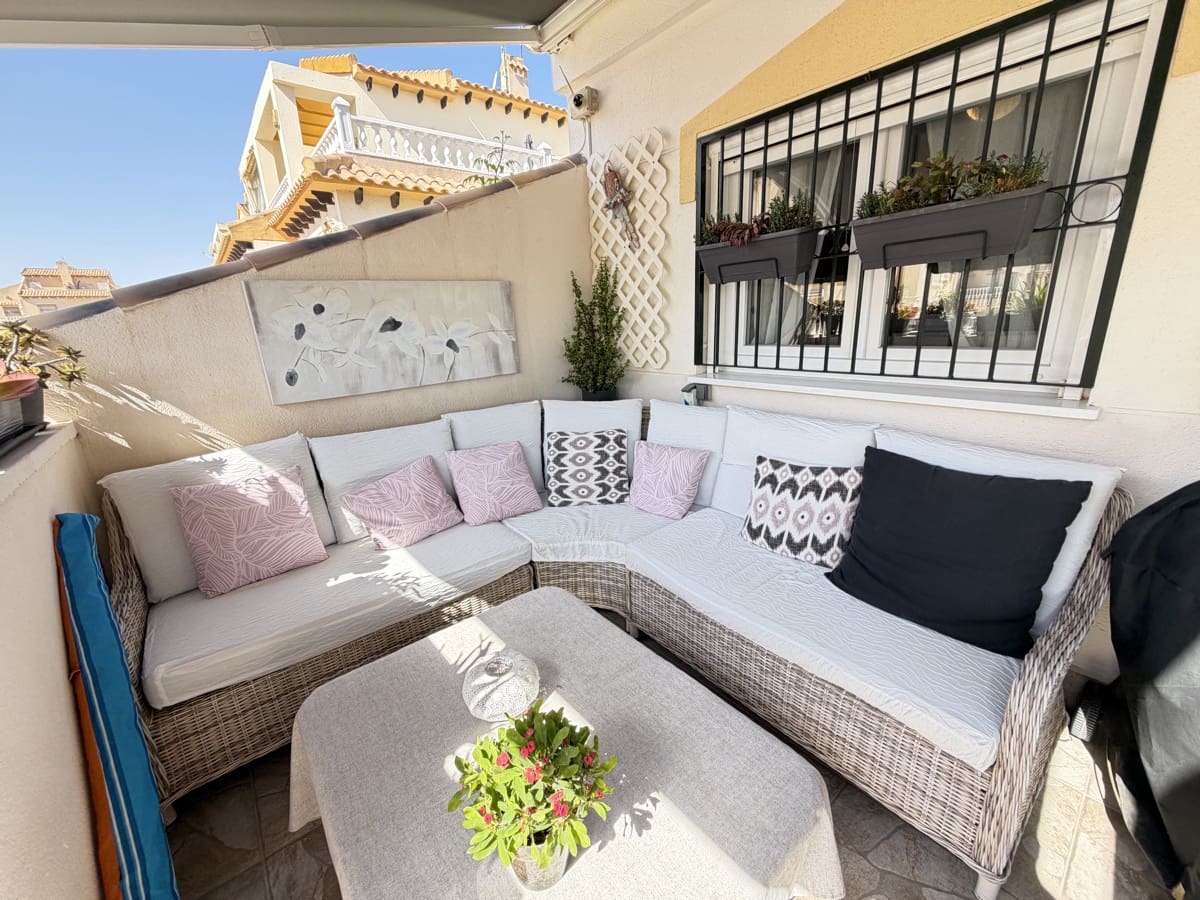 2 quarto Casa em Banda para venda em Los Altos com piscina garagem - 245 000 € (Ref: 10022009)