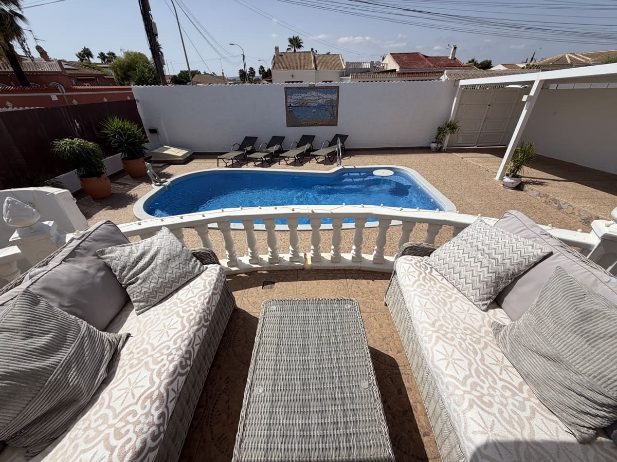 3 chambre Villa/Maison à vendre à San Luis avec piscine garage - 399 900 € (Ref: 10046985)