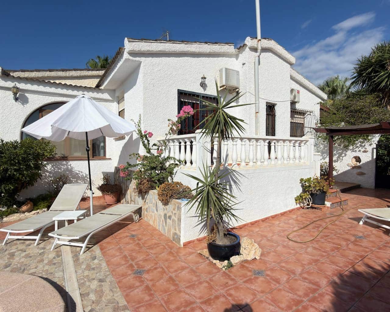 5 sovrum Villa till salu i Ciudad Quesada med pool garage - 695 000 € (Ref: 10063900)