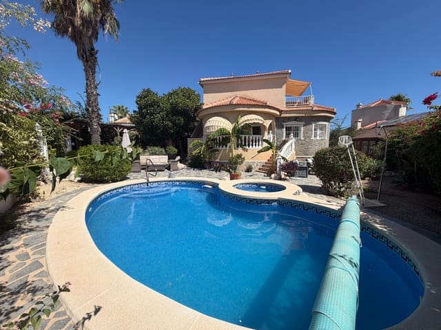3 Zimmer Villa zu verkaufen in Ciudad Quesada, Rojales mit Pool Garage - 399.000 € (Ref: 10067102)