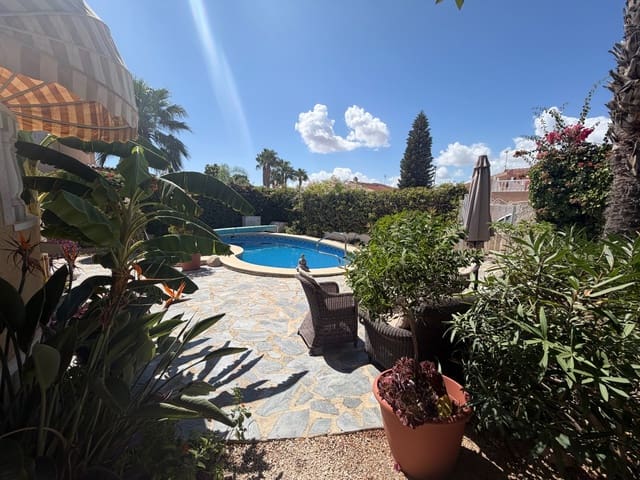 3 Zimmer Villa zu verkaufen in Ciudad Quesada, Rojales mit Pool Garage - 399.000 € (Ref: 10067102)