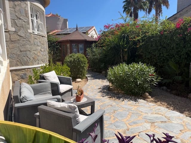 3 Zimmer Villa zu verkaufen in Ciudad Quesada, Rojales mit Pool Garage - 399.000 € (Ref: 10067102)