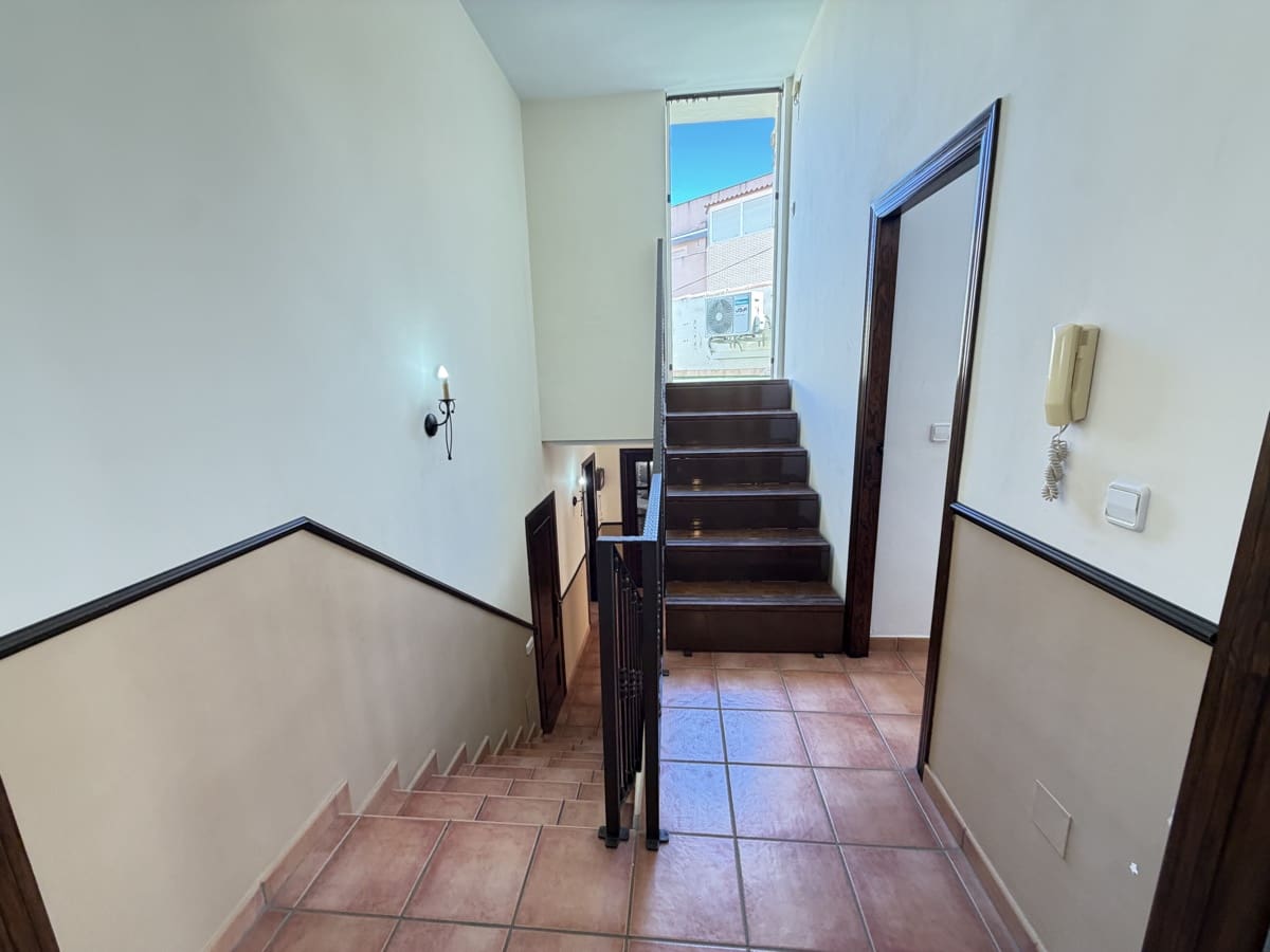 4 soveværelse Byhus til salg i Pilar de la Horadada med garage - € 250.000 (Ref: 10077620)