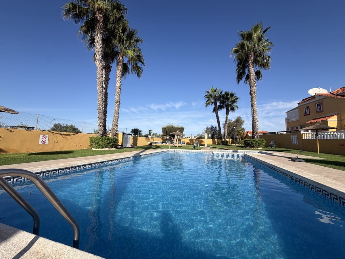 3 quarto Apartamento para venda em Cabo Roig com piscina - 199 995 € (Ref: 10090114)