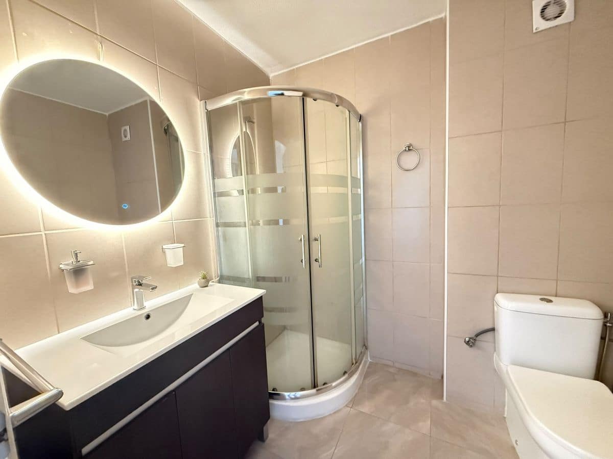 2 bedroom Apartment for sale in La Zenia with pool - € 215,000 (Ref: 10091161)