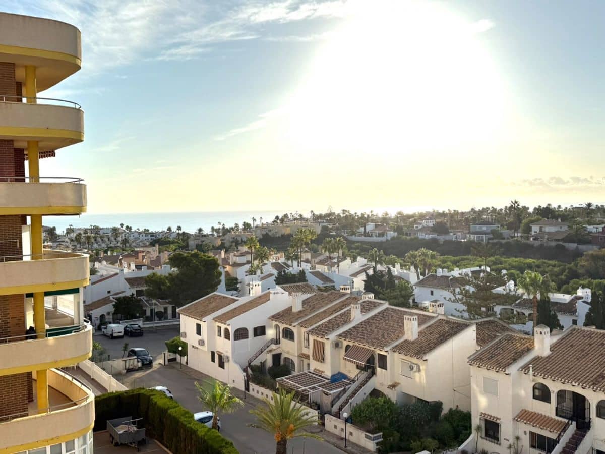 2 bedroom Apartment for sale in La Zenia with pool - € 215,000 (Ref: 10091161)