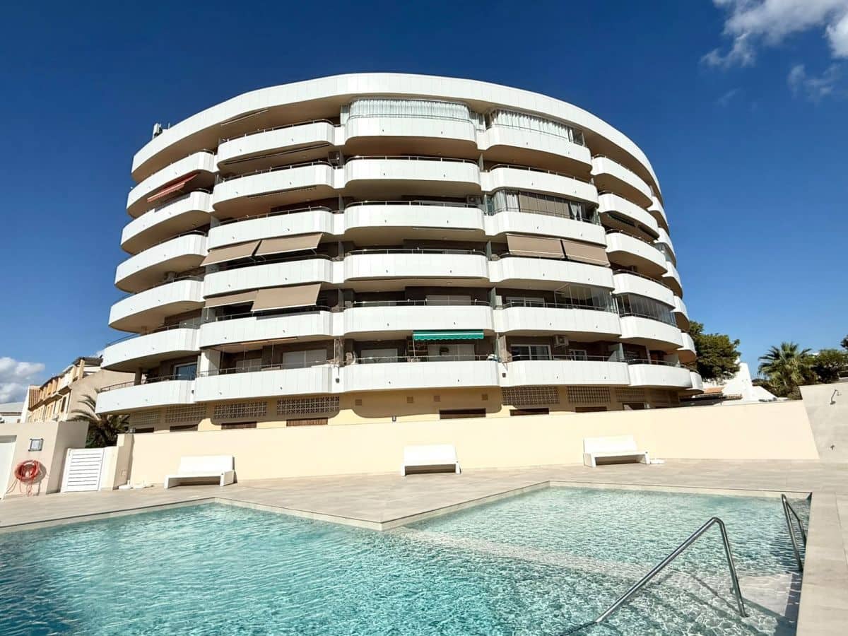 2 bedroom Apartment for sale in La Zenia with pool - € 215,000 (Ref: 10091161)