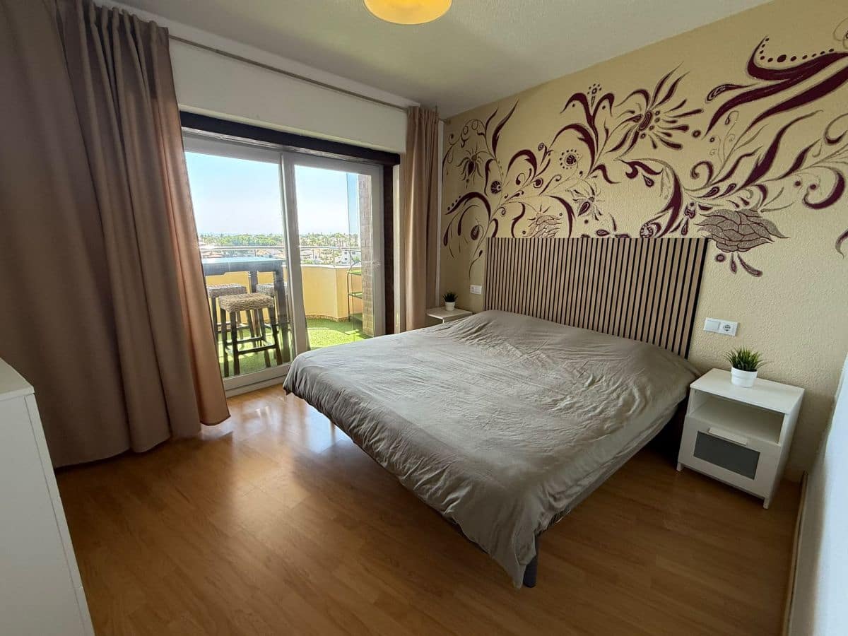 2 bedroom Apartment for sale in La Zenia with pool - € 215,000 (Ref: 10091161)