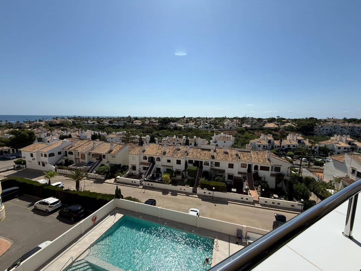 2 bedroom Apartment for sale in La Zenia with pool - € 215,000 (Ref: 10091161)