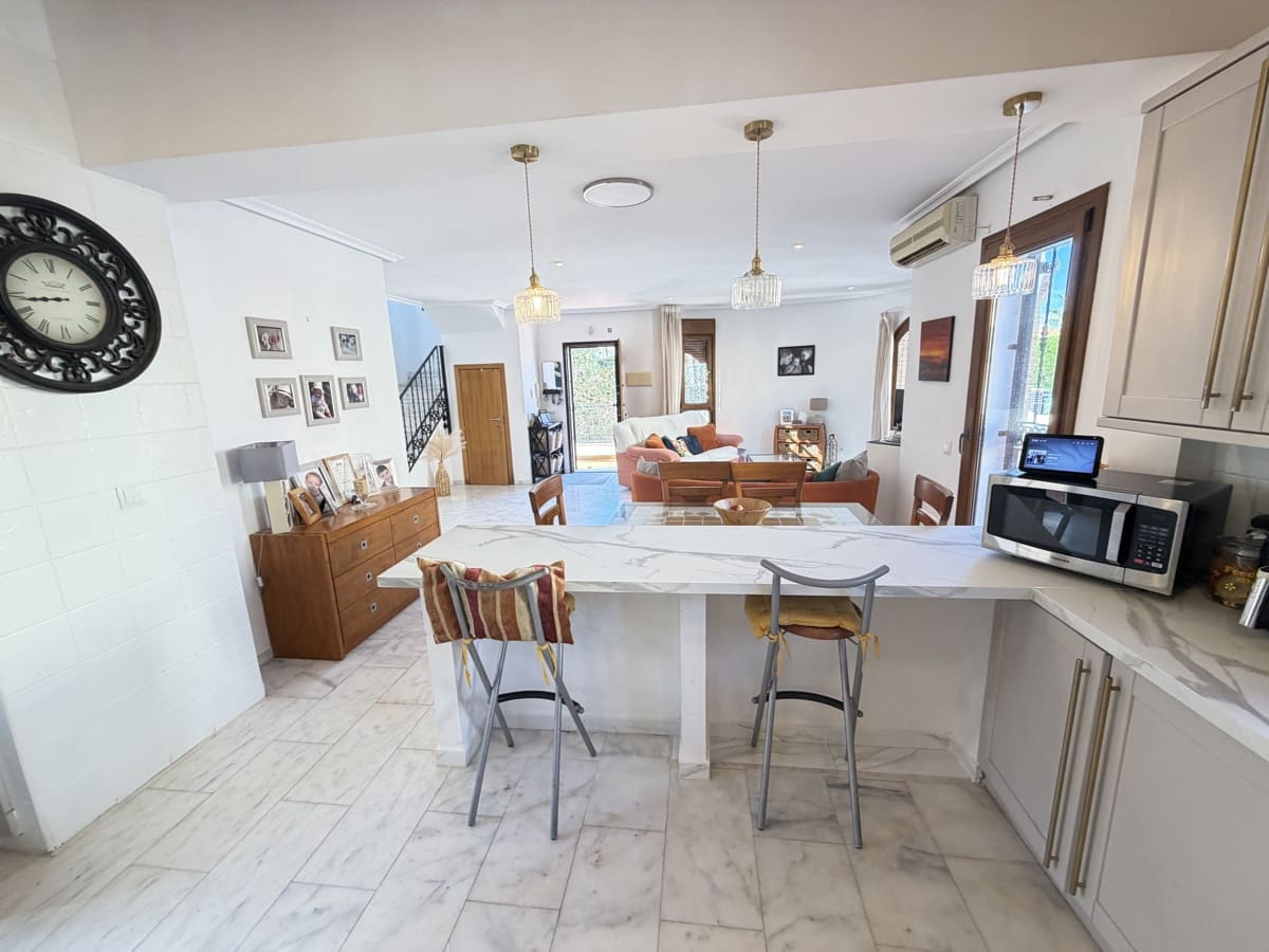 4 soverom Villa til salgs i Algorfa med svømmebasseng - € 449 955 (Ref: 10101571)