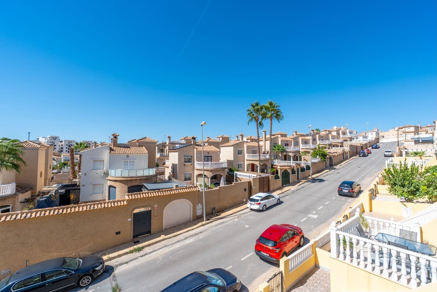 Casa de 2 habitaciones en Villamartin en venta con piscina - 229.800 € (Ref: 10104328)