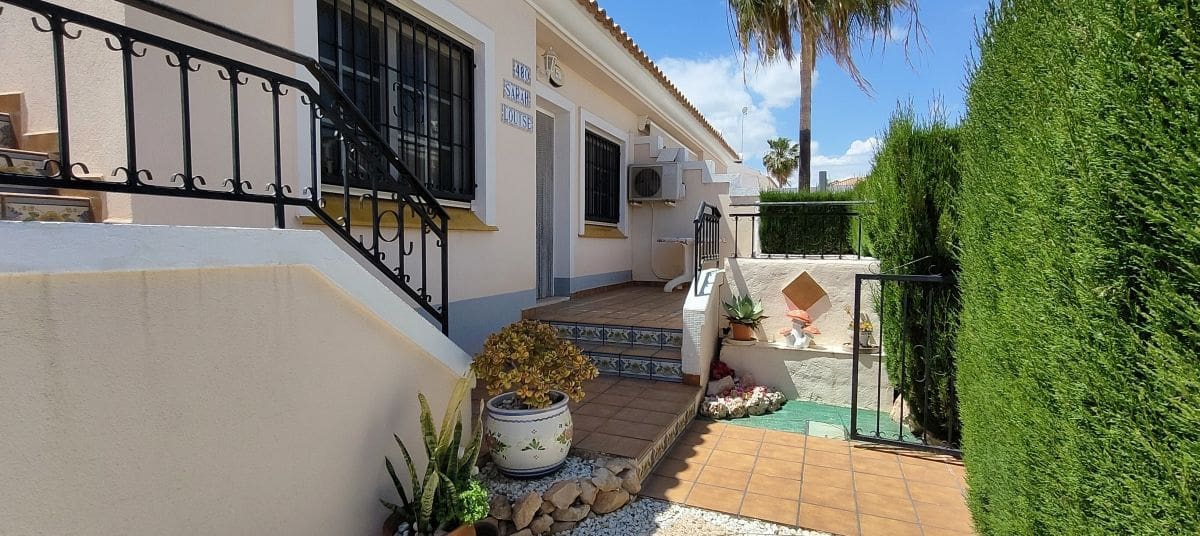2 sovrum Hus till salu i Los Dolses med pool garage - 209 900 € (Ref: 10110922)