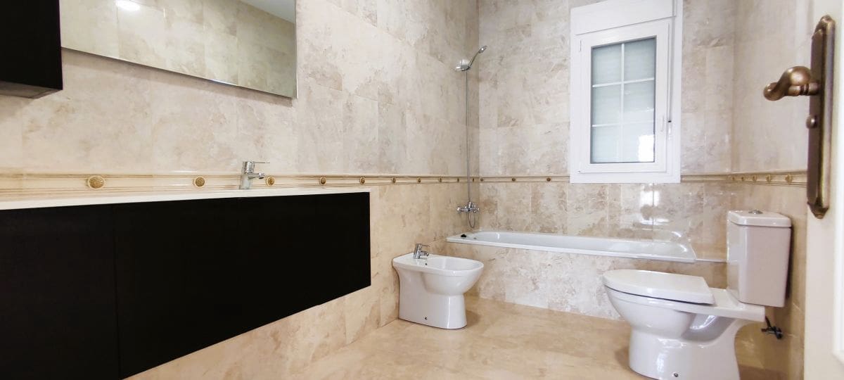 4 quarto Moradia para venda em Cabo Roig com piscina garagem - 899 000 € (Ref: 10110924)