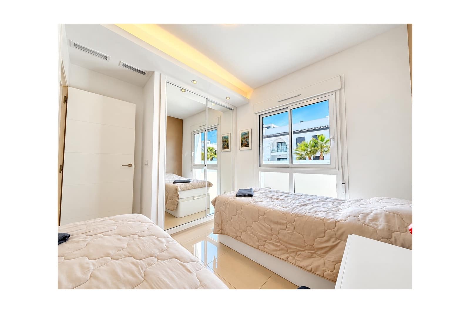 2 sypialnia Apartament na sprzedaż w Dona Pepa z basenem - 260 000 € (Ref: 10135678)