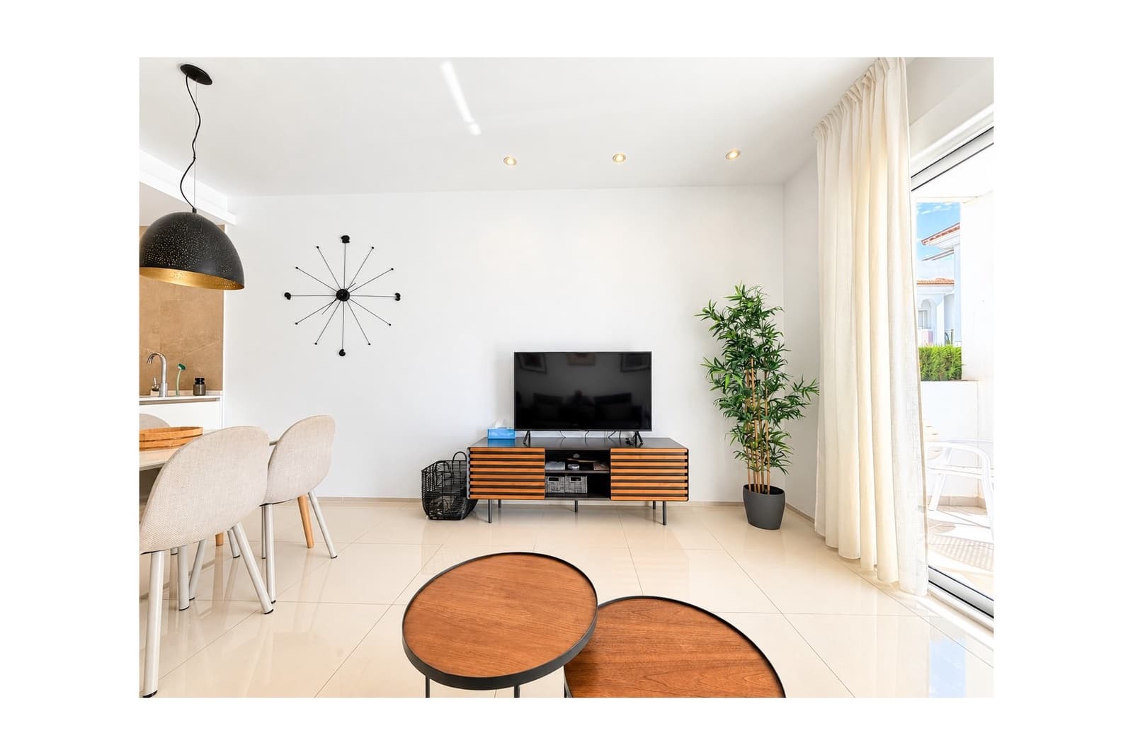 2 sypialnia Apartament na sprzedaż w Dona Pepa z basenem - 260 000 € (Ref: 10135678)