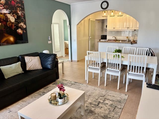 2 slaapkamer Appartement te koop in Villamartin, Orihuela met zwembad - € 199.000 (Ref: 10135680)