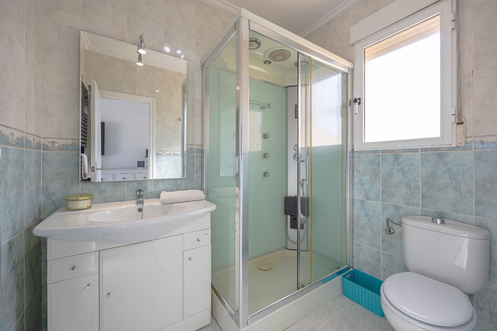 4 slaapkamer Villa te koop in Benimar met zwembad garage - € 379.950 (Ref: 10150256)