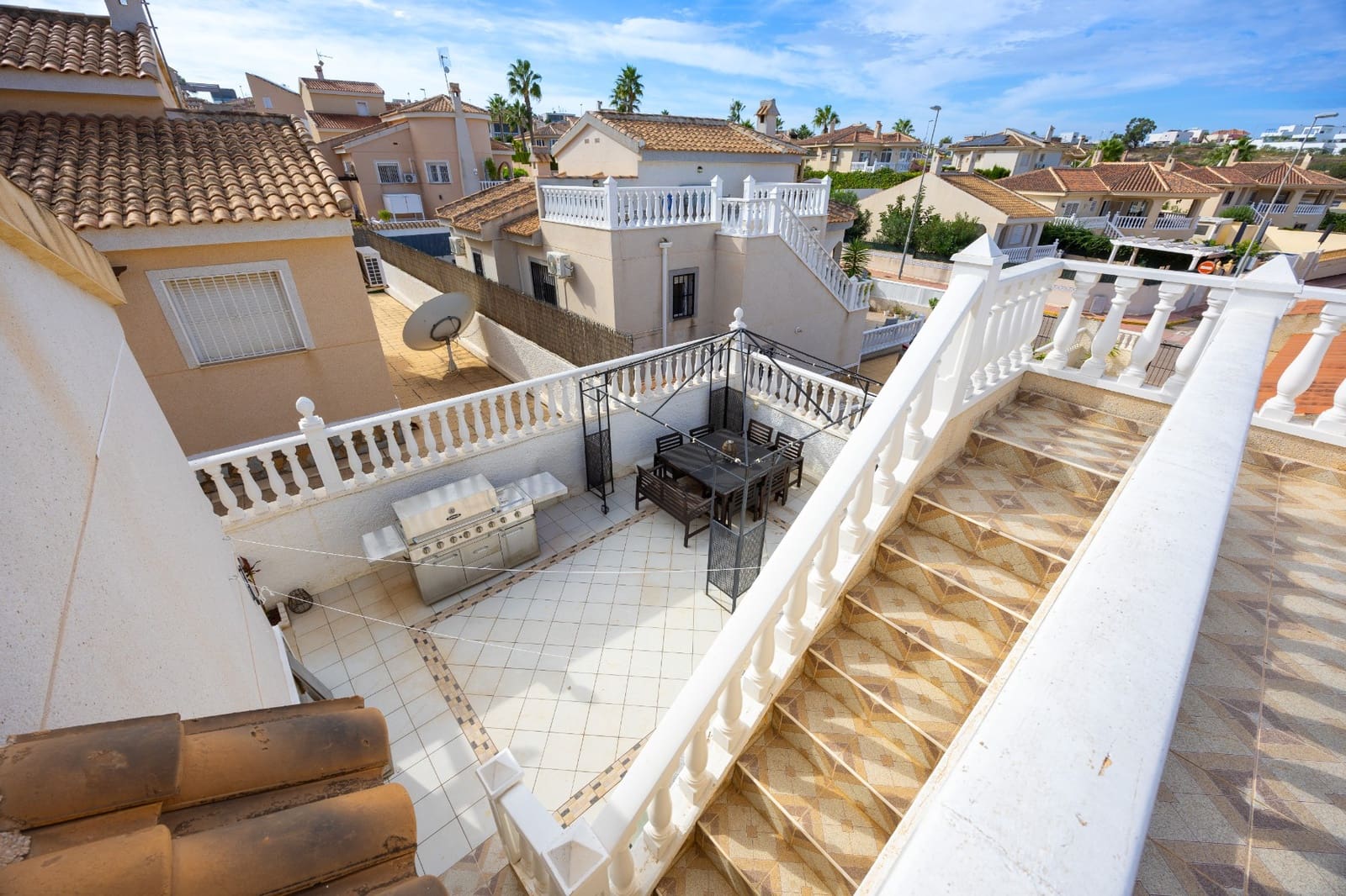 4 slaapkamer Villa te koop in Benimar met zwembad garage - € 379.950 (Ref: 10150256)