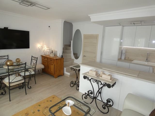 2 quarto Casa em Banda para venda em Los Balcones com piscina - 155 000 € (Ref: 10150420)