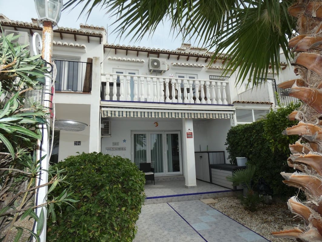 2 quarto Casa em Banda para venda em Los Balcones com piscina - 155 000 € (Ref: 10150420)