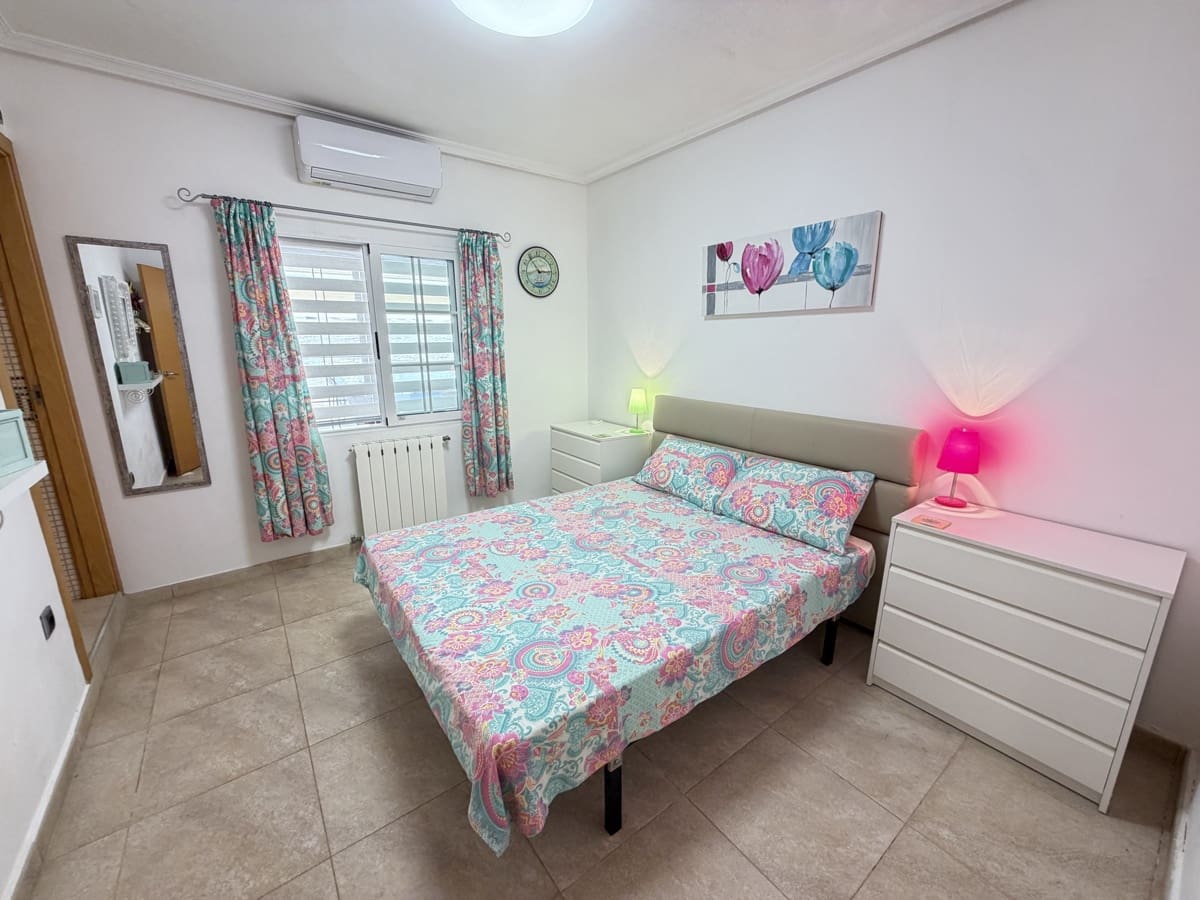 4 soverom Villa til salgs i Cabo Roig med svømmebasseng garasje - € 749 000 (Ref: 10157261)