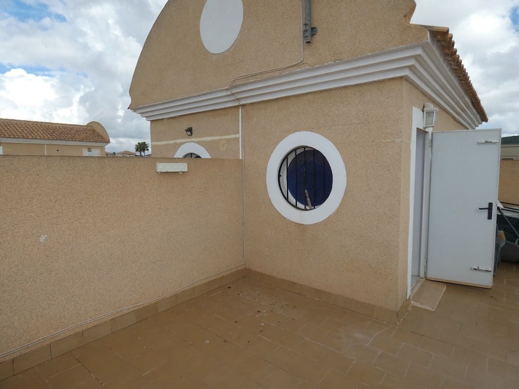 3 makuuhuone Omakotitalo myytävänä paikassa Cabo Roig mukana uima-altaan - 249 995 € (Ref: 10158711)