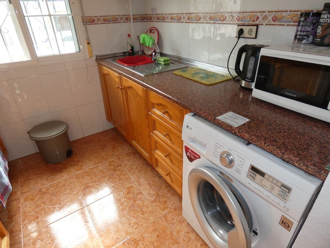 3 makuuhuone Omakotitalo myytävänä paikassa Cabo Roig mukana uima-altaan - 249 995 € (Ref: 10158711)