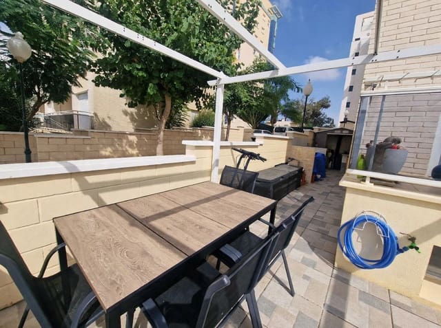 3 sypialnia Apartament na sprzedaż w Puerto Deportivo, Guardamar del Segura z basenem garażem - 225 000 € (Ref: 10159189)