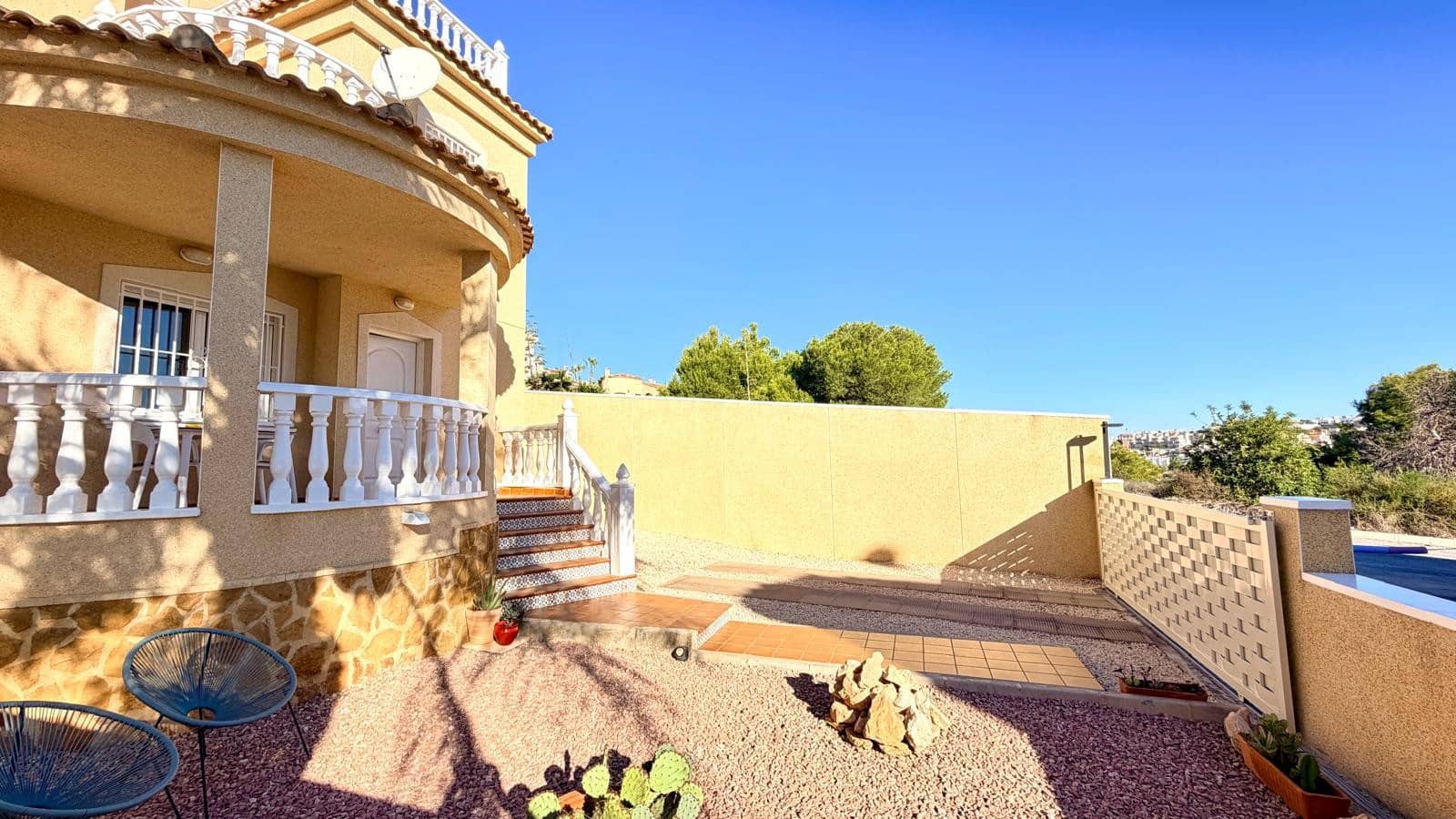 3 quarto Moradia para venda em La Marquesa com piscina garagem - 289 000 € (Ref: 10171120)