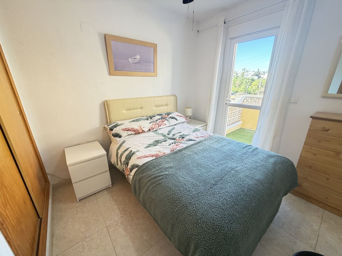 2 soveværelse Lejlighed til salg i Villamartin med swimmingpool - € 164.995 (Ref: 10171124)