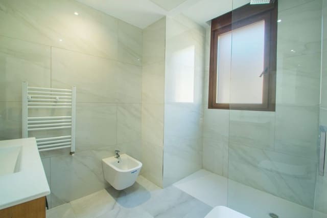 4 sypialnia Willa na sprzedaż w Finestrat z basenem - 849 000 € (Ref: 8389184)