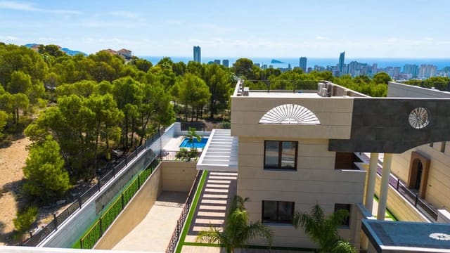 4 sypialnia Willa na sprzedaż w Finestrat z basenem - 849 000 € (Ref: 8389184)