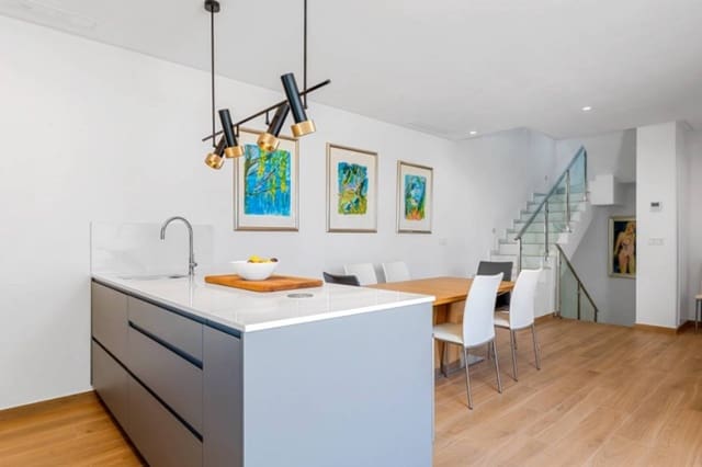 3 makuuhuone Huvila myytävänä paikassa Ciudad Quesada, Rojales mukana uima-altaan - 529 000 € (Ref: 8538279)