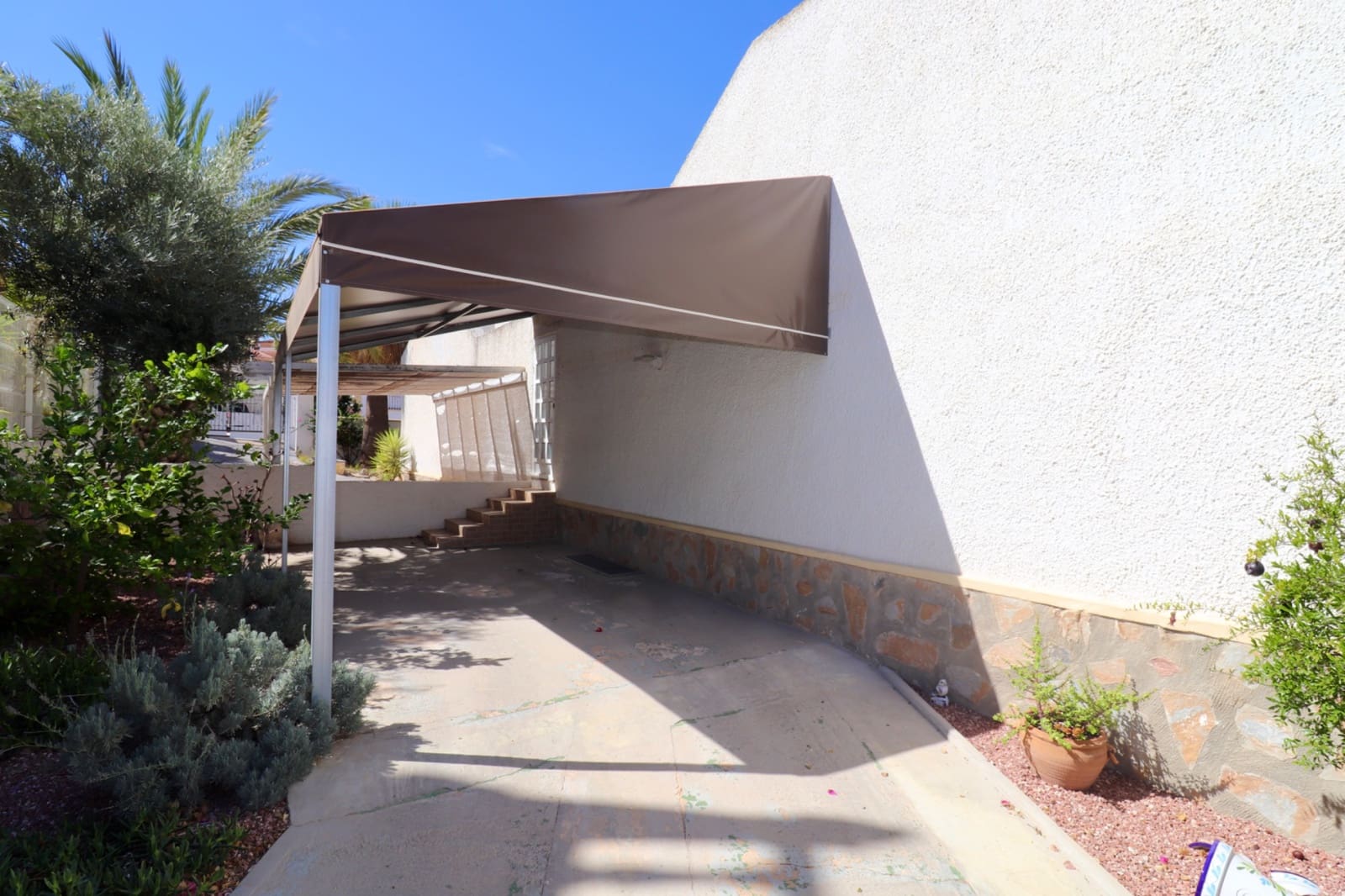 3 bedroom Villa for sale in Ciudad Quesada with pool - € 285,000 (Ref: 8582287)