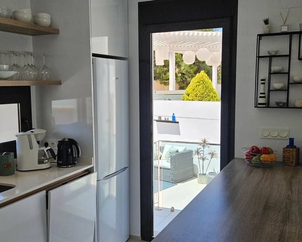 3 bedroom Villa for sale in Ciudad Quesada, Rojales with pool - € 339,000 (Ref: 8778423)