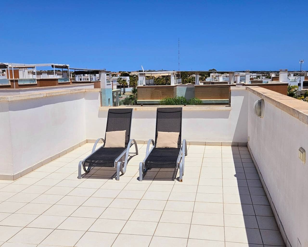 3 bedroom Villa for sale in Ciudad Quesada with pool - € 339,000 (Ref: 8778423)