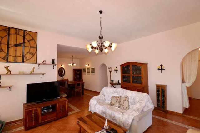 5 bedroom Finca/Country House for sale in Catral with pool - € 399,000 (Ref: 8849004)