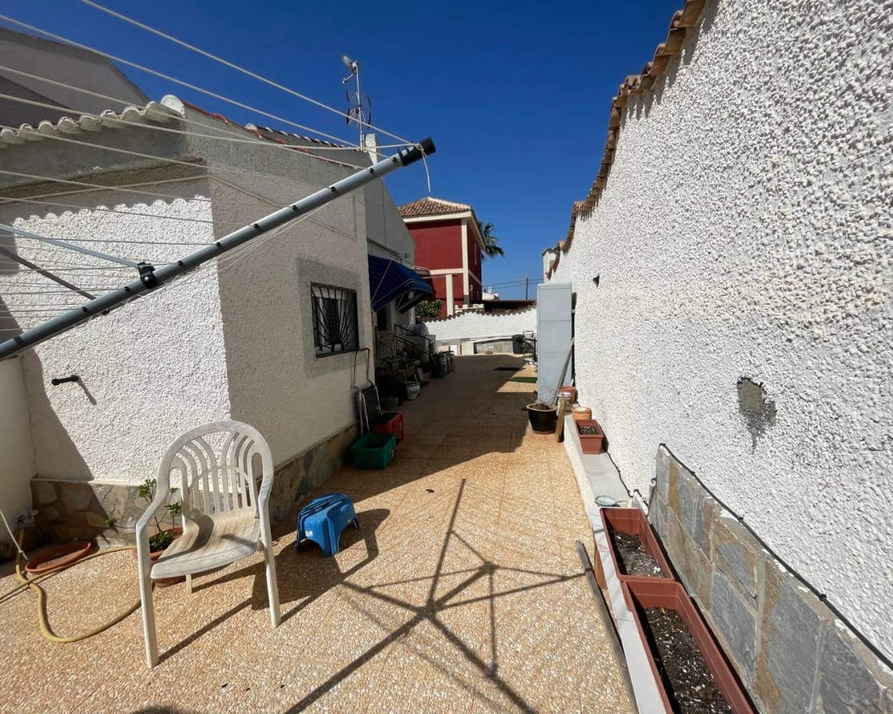 3 bedroom Villa for sale in Ciudad Quesada with pool - € 375,000 (Ref: 8921201)