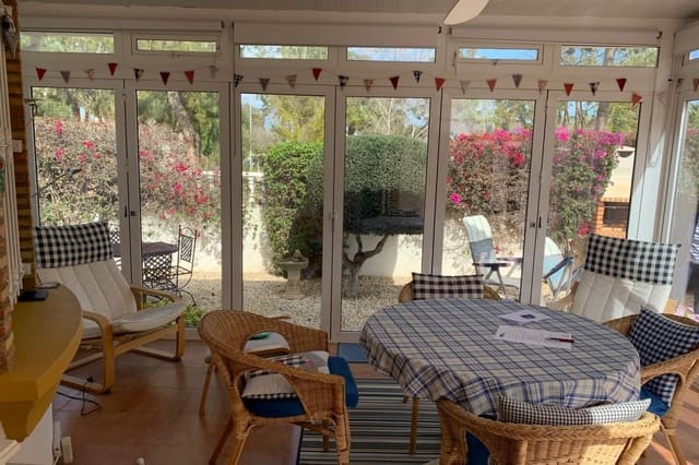 3 soverom Villa til salgs i El Raso, Guardamar del Segura med svømmebasseng - € 285 000 (Ref: 8937011)